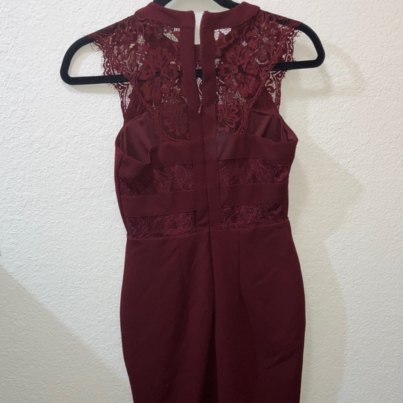 Express Deep Red Lace Mini Dress - Picture 4 of 4